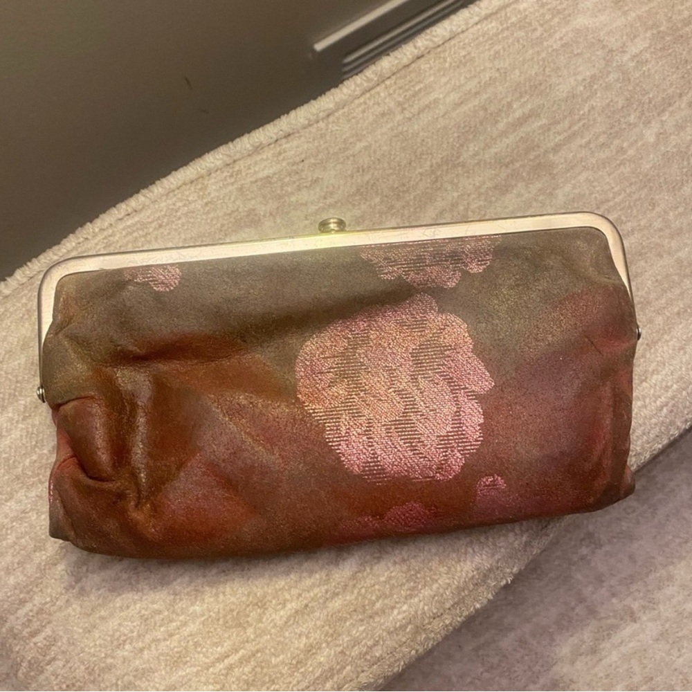 Hobo Floral Clutch Bag wallet